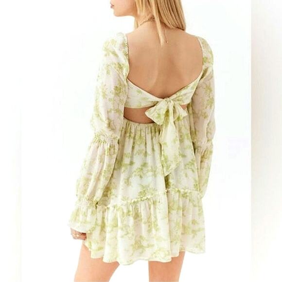 Urban Outfitters UO Lannette Long Sleeve Mini Dress Flowy Tiered Summer Boho L - Picture 6 of 16